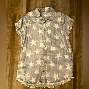 Easel star denim dress with pockets